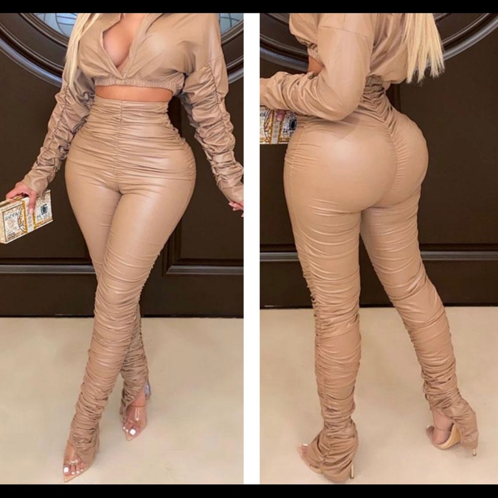 COOL RUFFLE SLEEVE MIDRIFF-BARING PANTS SUIT